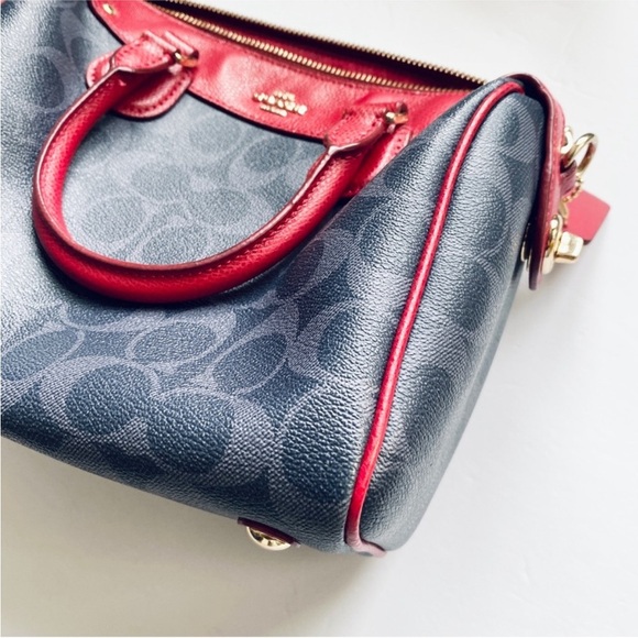 Coach mini satchel - Picture 3 of 9